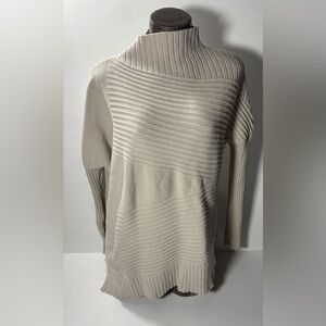 Elegant Cream Ribbed Women's Sweater